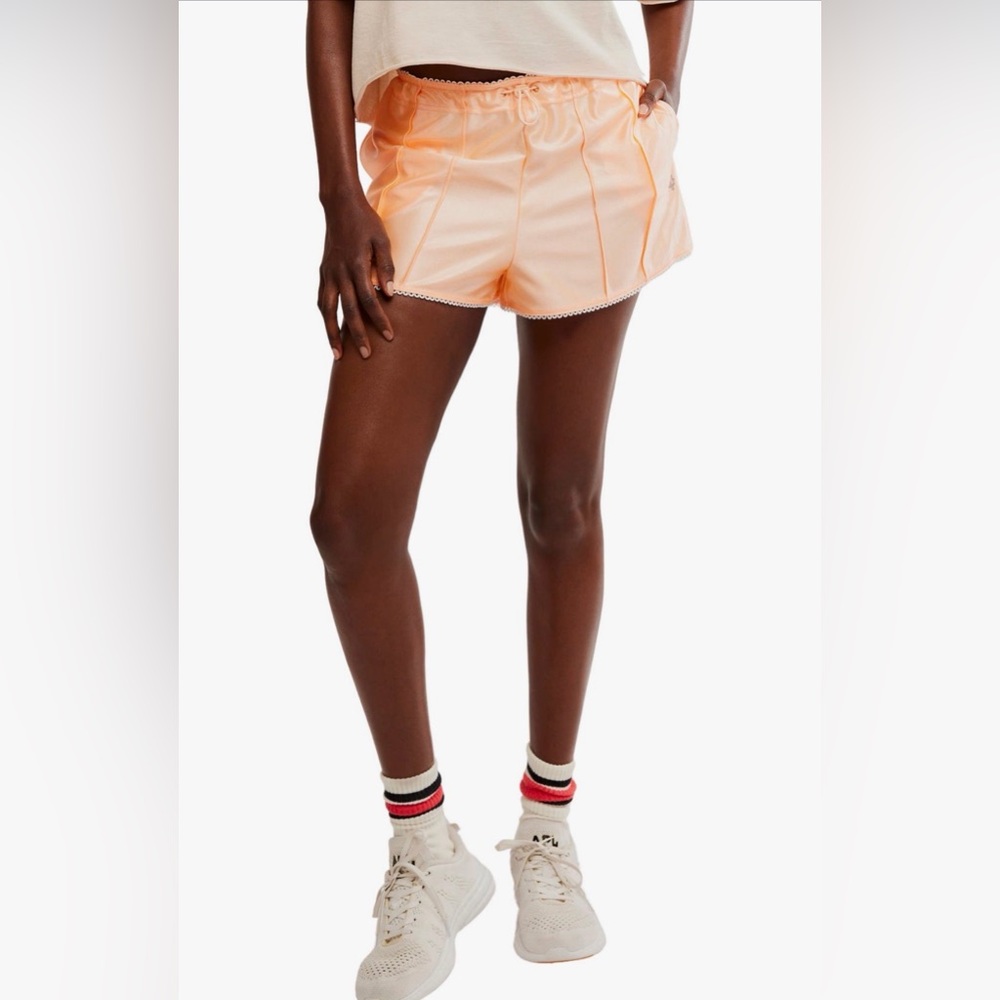 Free People Movement Roll with it shorts- Pastel Peach NWT